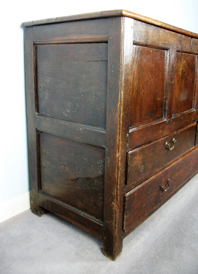 Late 17th Century Welsh Oak Coffer (Coffor) or Mule Chest